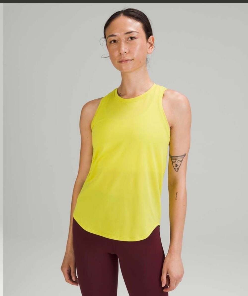 Lululemon High Neck Run and Train Tank Yellow Serpentine Size 4